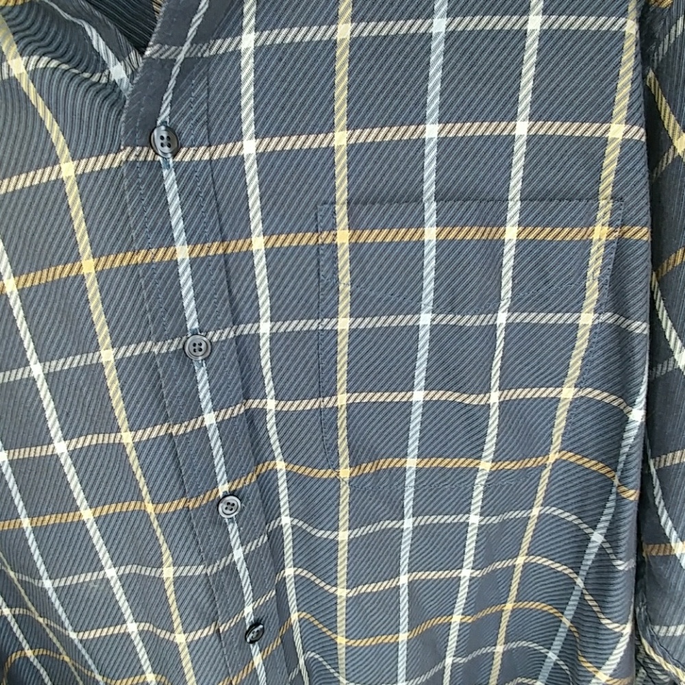 Turnbury Long Sleeve Button Down Dress Shirt - Picture 4 of 5